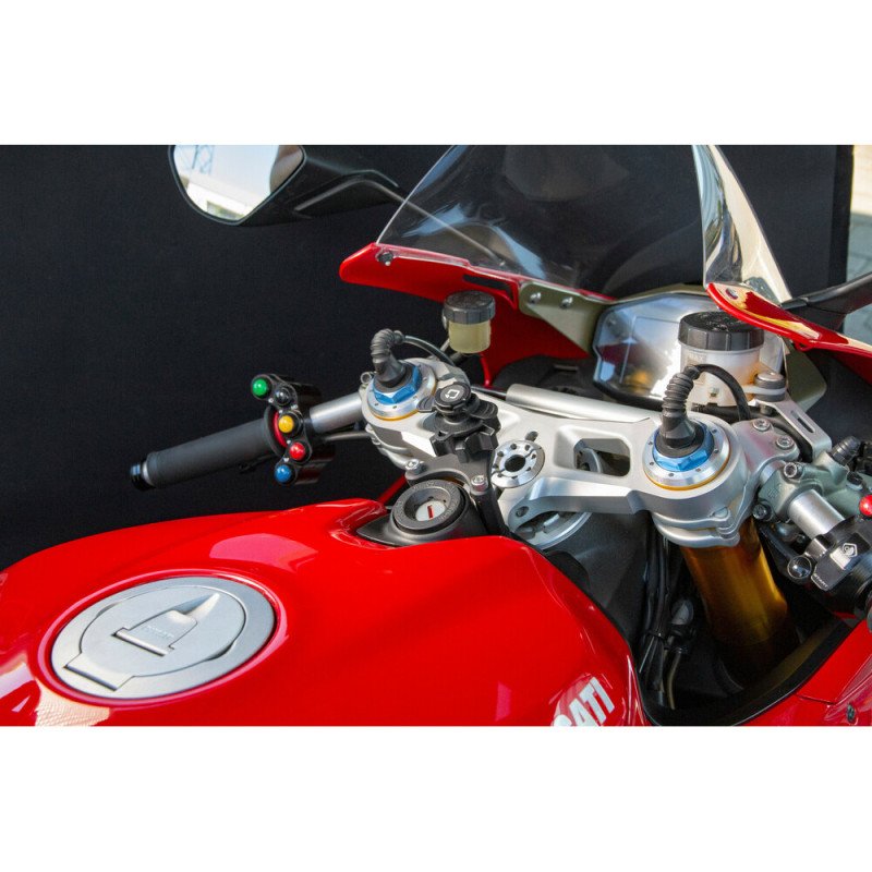OPTILINE L9158.4 Βάση Στήριξης Κινητού Panigale της σειράς Titan για τις Βίδες στην Μίζα στο Τιμόνι Μηχανής Panigale 899, 959, V2, 1199, 1299, V4 με σύστημα Duolock, συμβατή με Θήκες ή Αντάπτορες Κινητού Optiline