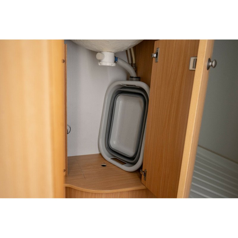 LAMPA L4073.0 ΛΕΚΑΝΗ ΠΤΥΣΣΟΜΕΝΗ 6,5>24,5cm ΜΕ ΕΝΣΩΜΑΤΩΜΕΝΕΣ ΛΑΒΕΣ ΜΕΤΑΦΟΡΑΣ 8,5LT ΛΕΥΚΟ/ΓΚΡΙ LAMPA L4073.0 ΛΕΚΑΝΗ ΠΤΥΣΣΟΜΕΝΗ 6,5>24,5cm ΜΕ ΕΝΣΩΜΑΤΩΜΕΝΕΣ ΛΑΒΕΣ ΜΕΤΑΦΟΡΑΣ 8,5LT ΛΕΥΚΟ/ΓΚΡΙ